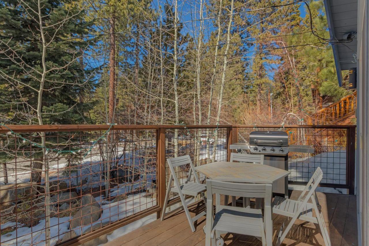 Moon Dune Chalet, Remodeled 3 Bedroom Cabin Plus Loft, Walk To Dining Tahoe Vista Exterior photo