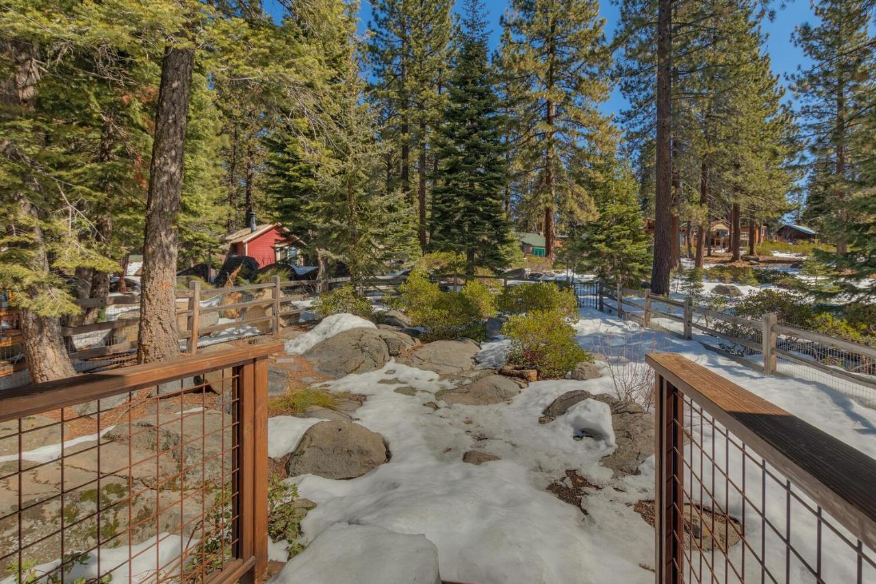 Moon Dune Chalet, Remodeled 3 Bedroom Cabin Plus Loft, Walk To Dining Tahoe Vista Exterior photo